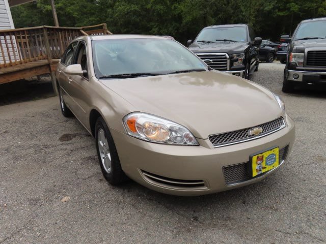 Used 2008 Chevrolet Impala LT FWD image 2