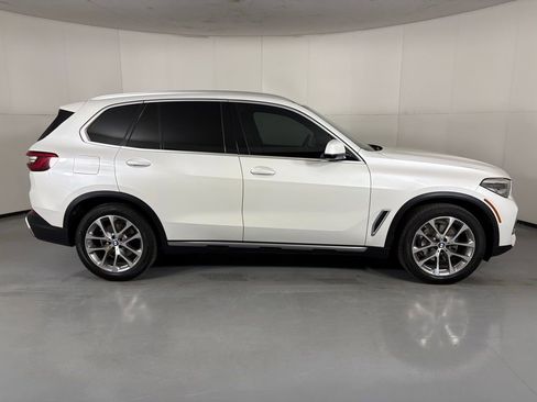 Used 2019 BMW X5 xDrive40i w/ Premium Package 2 AWD/4WD image 9