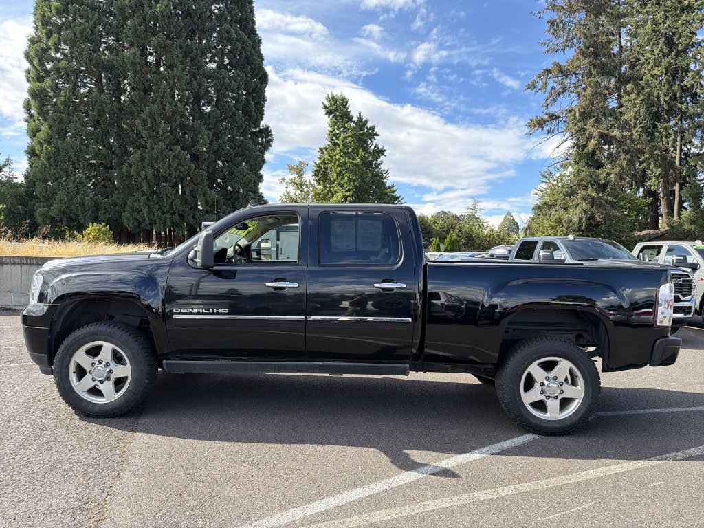 Used 2012 GMC Sierra 2500 Denali AWD/4WD image 3