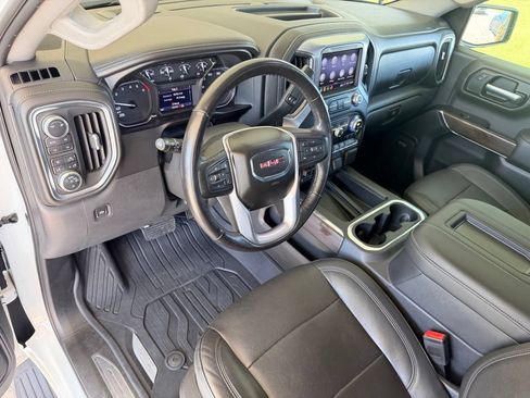 Used 2019 GMC Sierra 1500 SLT AWD/4WD image 14