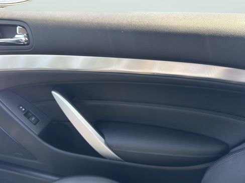 Used 2015 INFINITI Q60 AWD Coupe w/ Premium Package image 17