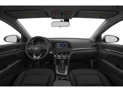 Used 2019 Hyundai Elantra SEL w/ Cargo Package FWD image 5