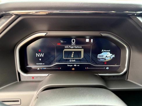 Used 2022 GMC Sierra 1500 AT4 w/ AT4 Preferred Package image 17