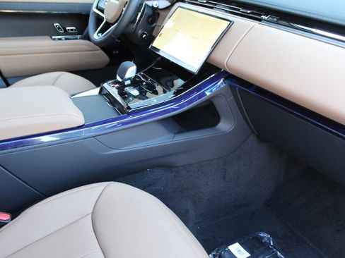 New 2026 Land Rover Range Rover Sport SE AWD/4WD image 19