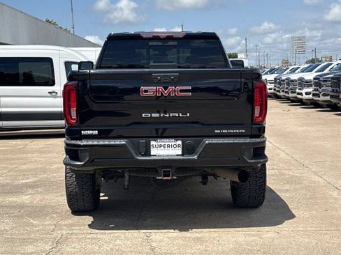 Used 2020 GMC Sierra 2500 Denali w/ Denali Ultimate Package AWD/4WD image 4
