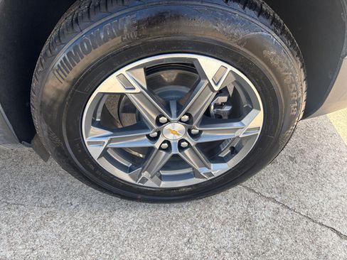 Used 2025 Chevrolet Blazer LT image 29