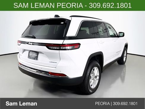 New 2025 Jeep Grand Cherokee Laredo w/ Luxury Tech Group I AWD/4WD image 7