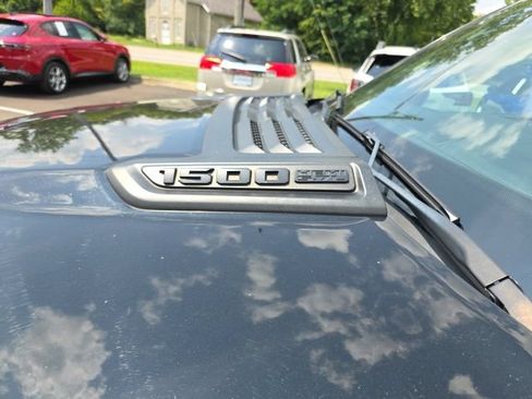 Used 2021 RAM 1500 Laramie AWD/4WD image 39