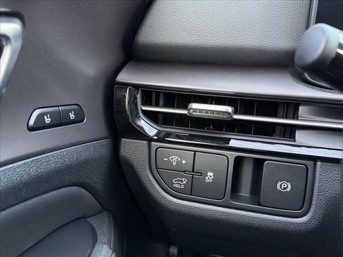 New 2026 Kia Sportage SX AWD/4WD image 21