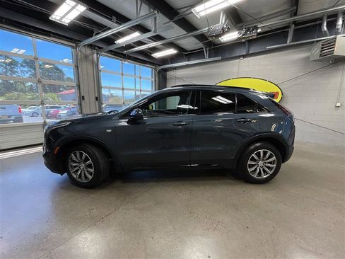 Used 2019 Cadillac XT4 Sport FWD image 2