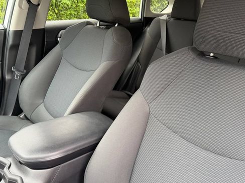 Used 2020 Toyota RAV4 LE w/ All Weather Liner Package AWD/4WD image 9