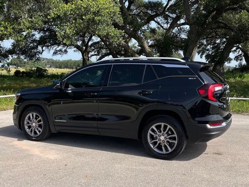 Used 2022 GMC Terrain SLT FWD image 7