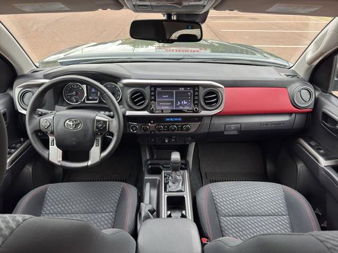 Used 2023 Toyota Tacoma SR5 w/ Black Out Package (TMS) image 18