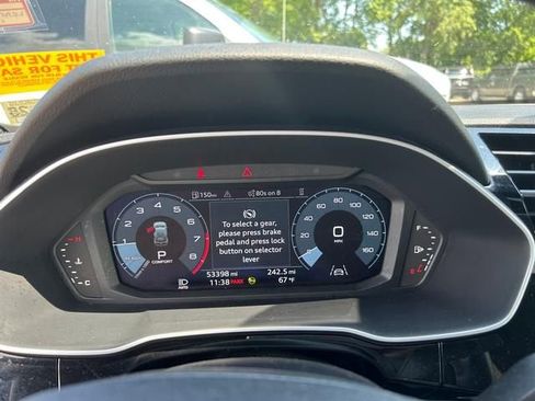 Used 2022 Audi Q3 2.0T Premium w/ Convenience Package image 20