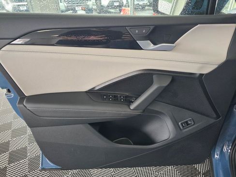New 2026 Volkswagen Tiguan SEL R-Line AWD/4WD image 34