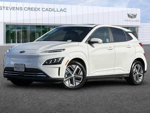 Used 2023 Hyundai Kona Limited w/ Cargo Package image 7