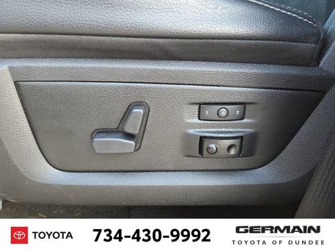 Used 2018 RAM 1500 Laramie w/ Convenience Group image 30