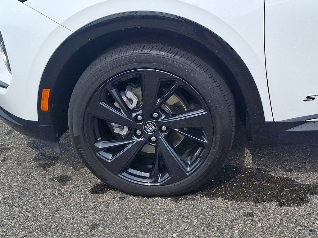 Used 2025 Buick Envision Sport Touring AWD/4WD image 8
