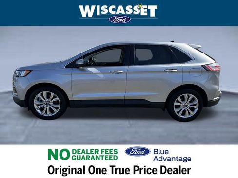 Certified 2022 Ford Edge Titanium image 2