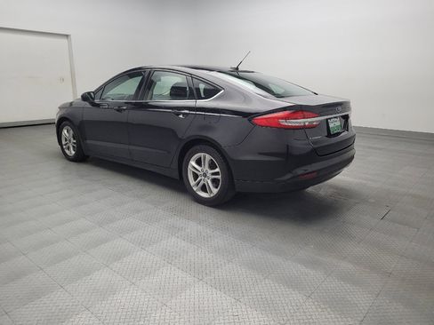 Used 2018 Ford Fusion SE w/ Fusion SE Technology Package image 5