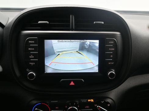 Used 2020 Kia Soul S image 7