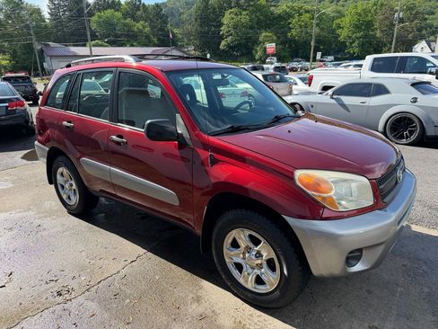 Used 2005 Toyota RAV4 2WD image 3