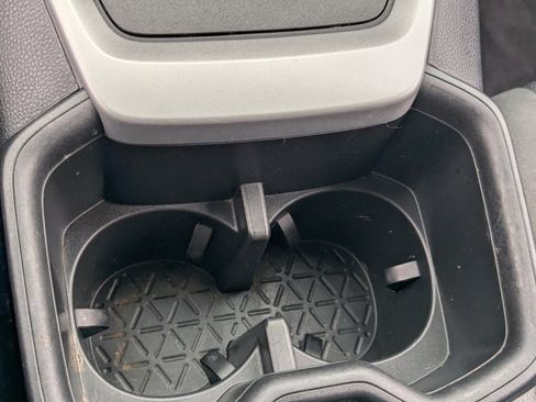 Used 2023 Toyota RAV4 XLE w/ Convenience Package image 27