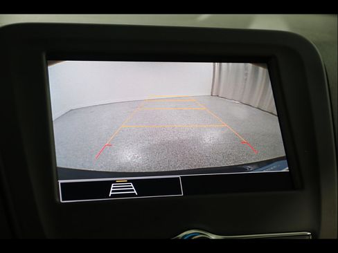 Certified 2022 Chevrolet Equinox LT AWD/4WD image 12