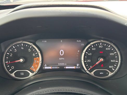Used 2019 Jeep Renegade Trailhawk w/ UConnect 8.4 Nav Group AWD/4WD image 17