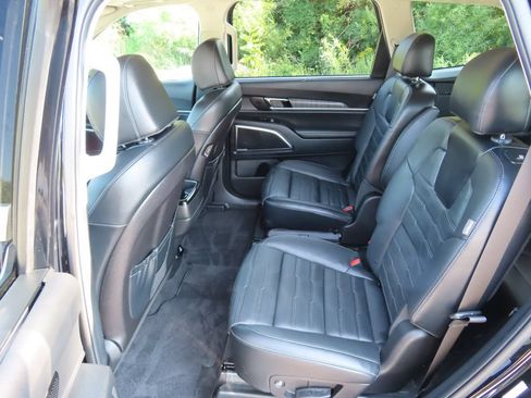 Certified 2024 Kia Telluride SX Prestige w/ Towing Package AWD/4WD image 34