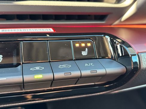 New 2026 Toyota Prius XSE image 15