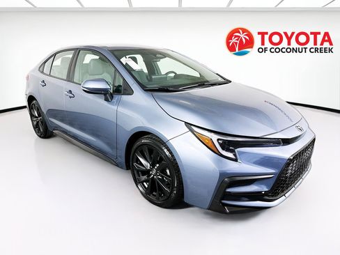Certified 2023 Toyota Corolla SE image 1