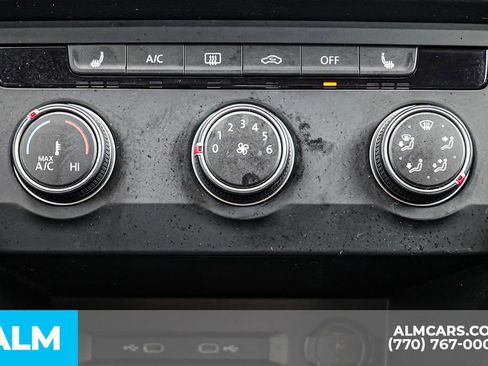 Used 2022 Volkswagen Taos SE image 41