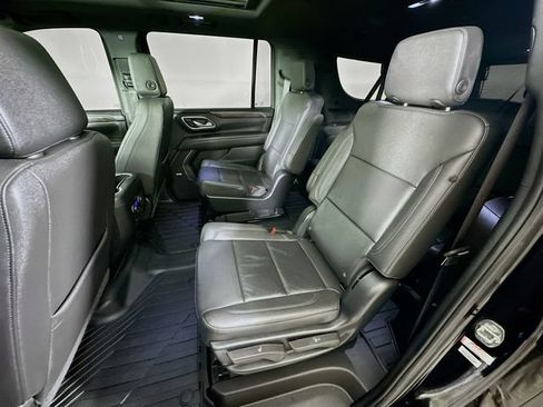 Certified 2024 Chevrolet Suburban Z71 w/ Z71 Off-Road Package AWD/4WD image 32