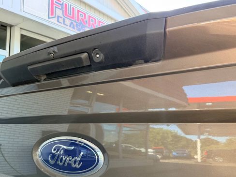 Used 2017 Ford F350 XL w/ STX Appearance Package AWD/4WD image 9