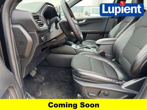 Used 2025 Ford Escape ST-Line image 5