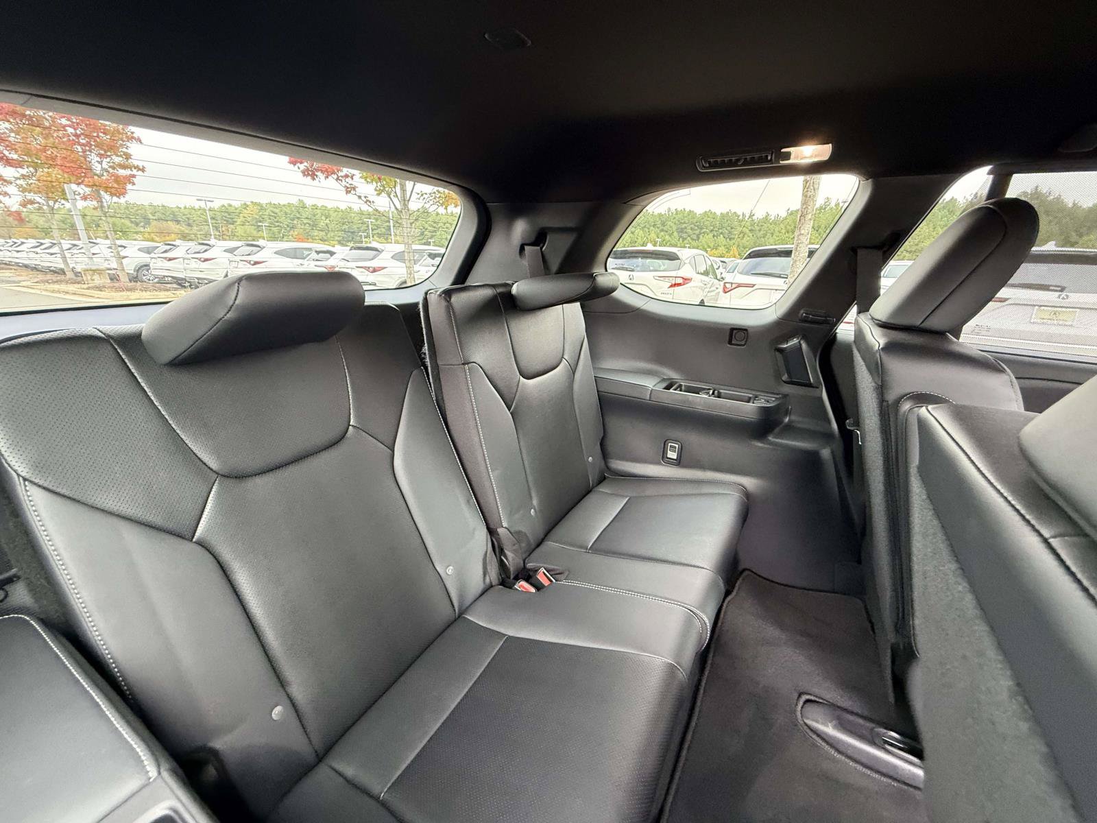 Used 2026 Lexus TX 500h AWD w/ Technology Package image 16
