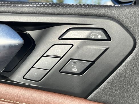 Used 2026 BMW X6 xDrive40i image 17