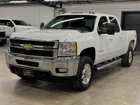 Used 2011 Chevrolet Silverado 3500 LTZ w/ Snow Plow Prep Package image 3