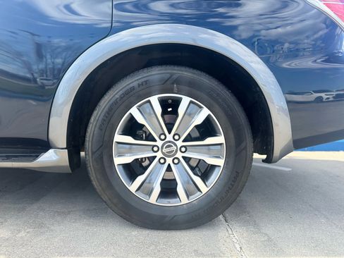 Used 2018 Nissan Armada SL image 19