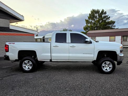 Used 2018 Chevrolet Silverado 1500 LT image 6
