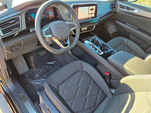 New 2026 Volkswagen Atlas Cross Sport SE FWD image 9