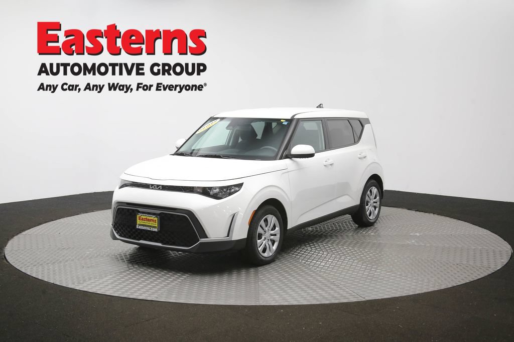 Used 2023 Kia Soul LX FWD image 55