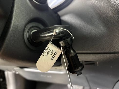Used 2024 Toyota Corolla LE FWD image 14