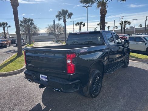 Used 2023 Chevrolet Silverado 1500 LT Trail Boss w/ Protection Package image 6