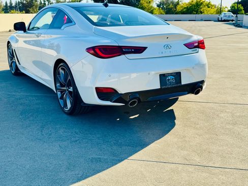 Used 2021 INFINITI Q60 Red Sport 400 image 17