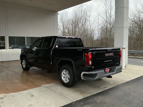 Used 2023 GMC Sierra 1500 SLE image 20