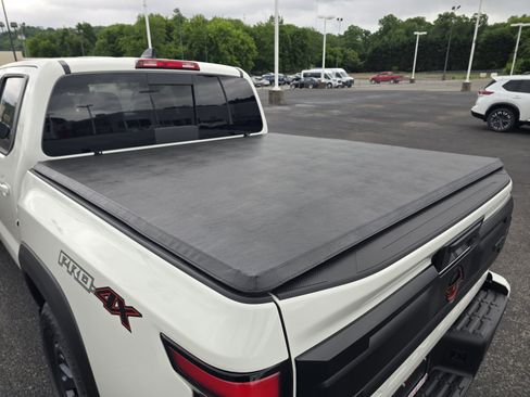 New 2026 Nissan Frontier PRO-4X w/ Tow Package AWD/4WD image 11