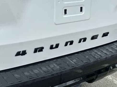 Used 2025 Toyota 4Runner 4WD image 19