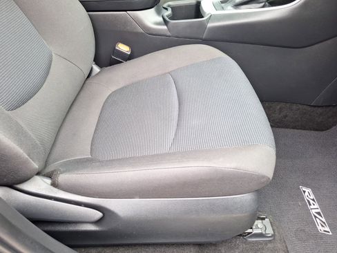 Used 2023 Toyota RAV4 LE image 34